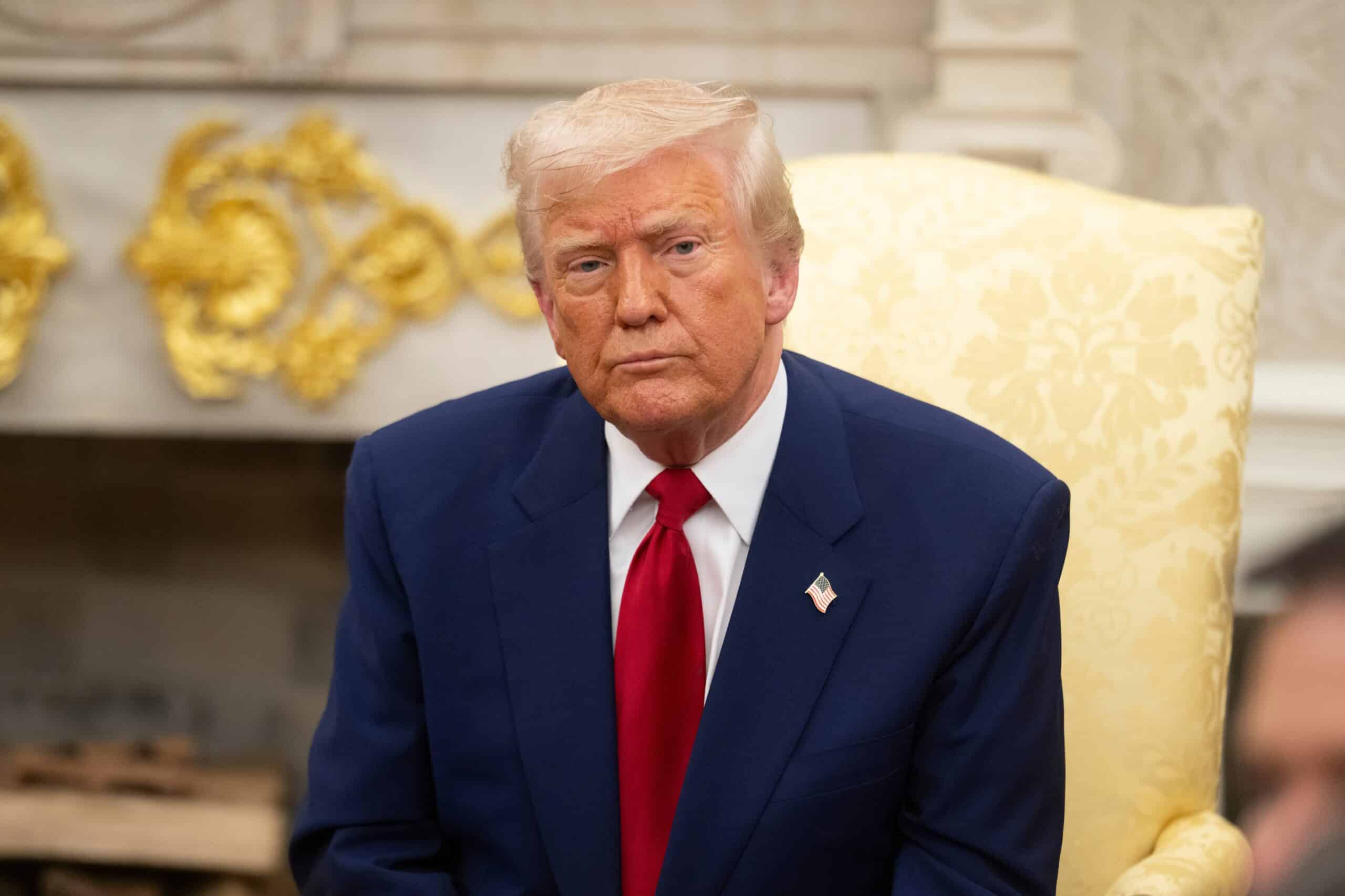 president trump sitting in white house